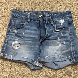 Light wash American eagle Jean shorts